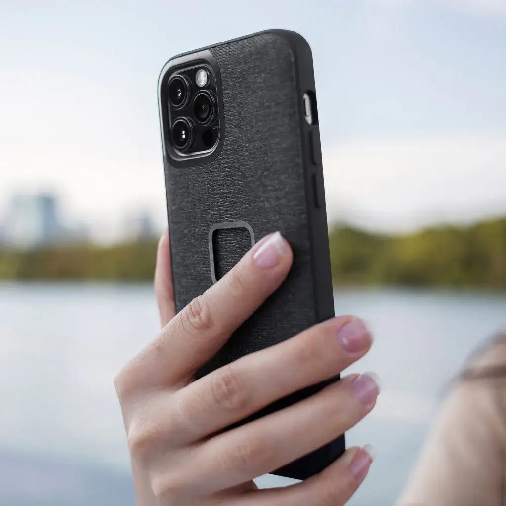 Peak Design Everyday Charcoal IPhone 14 Pro Mobile Case