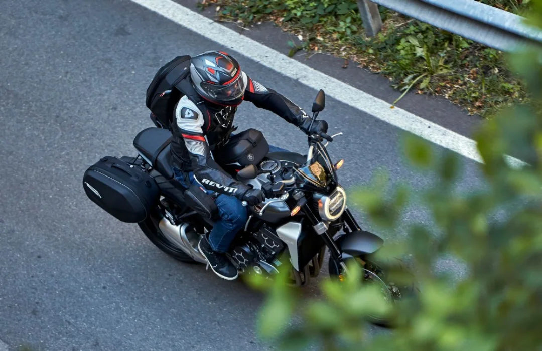 Givi ST602B Quick Lock Tank Bag