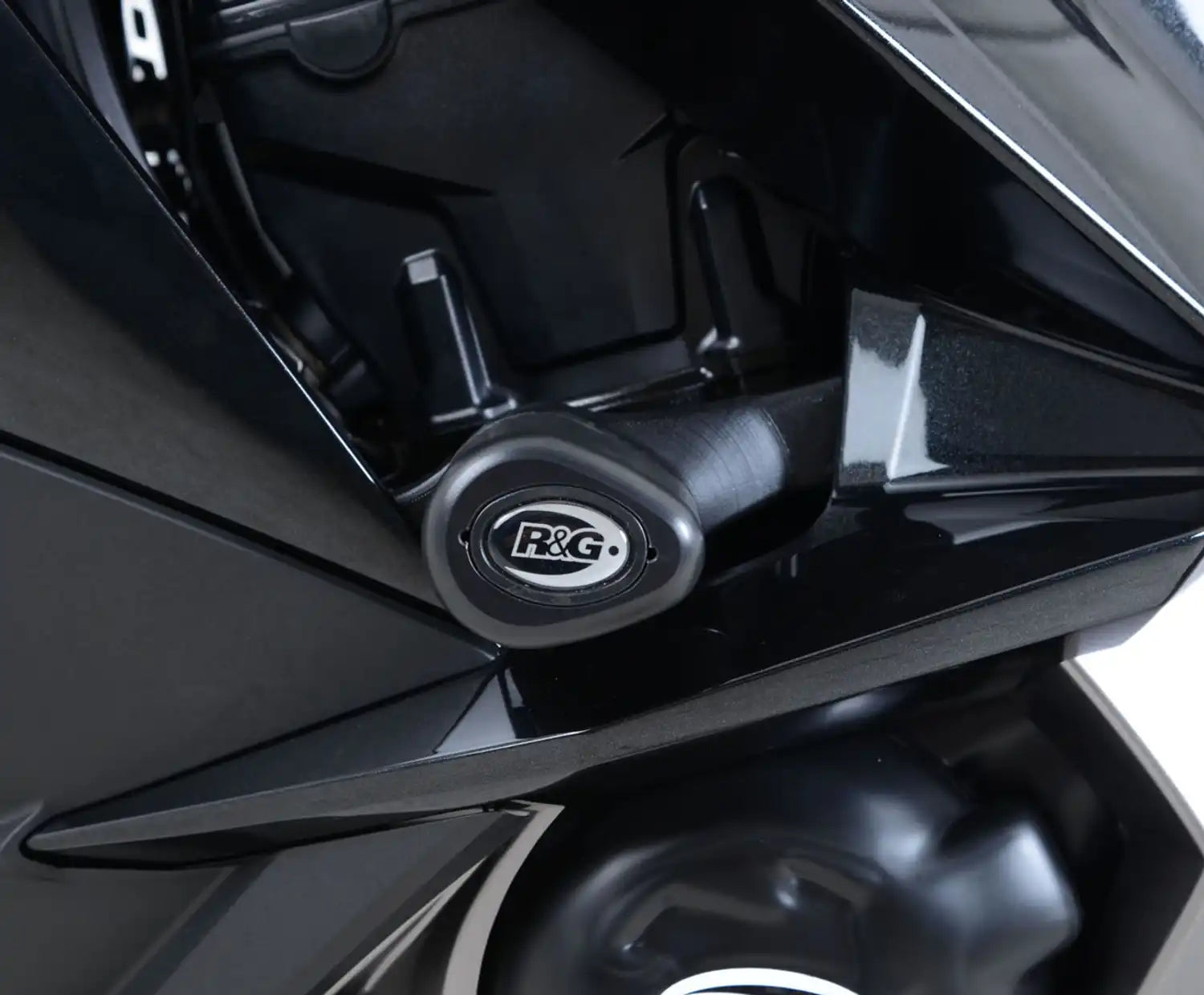 R&G Aero Style Crash Protector - Kawasaki Ninja Z1000SX/1000SX/1100SX (2017 - Onwards)