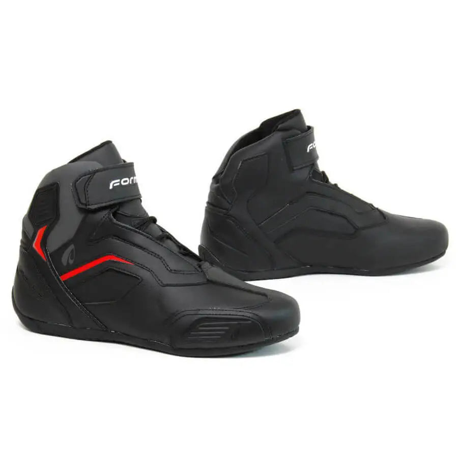 black-riding-boots