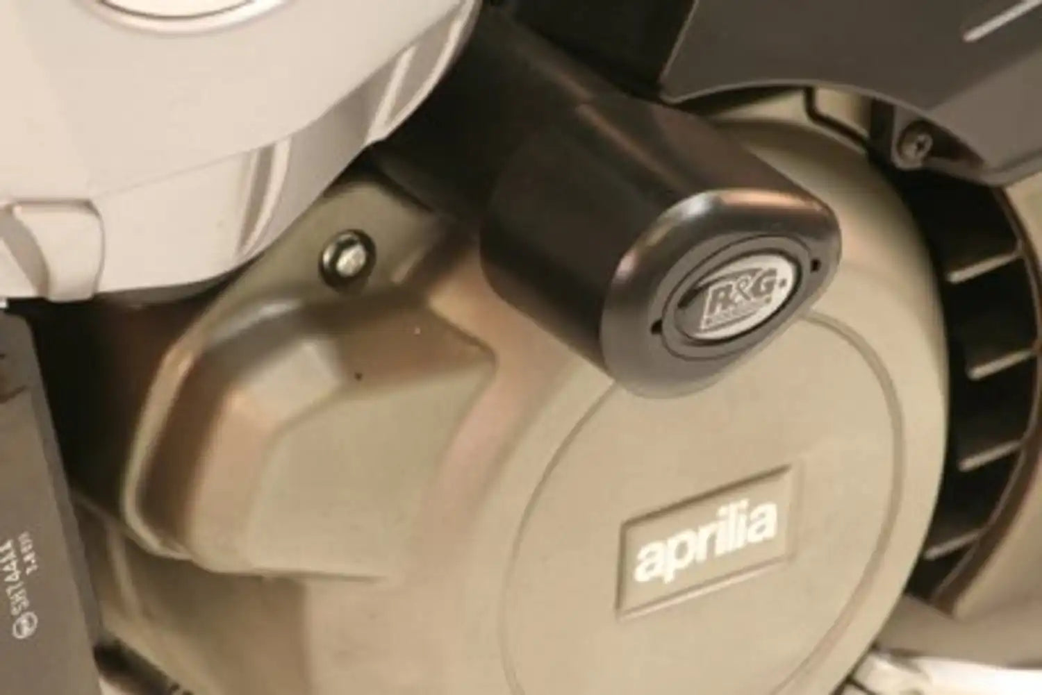 R&G Aero Crash Protector - Aprilia Mana (2007 - Onwards)