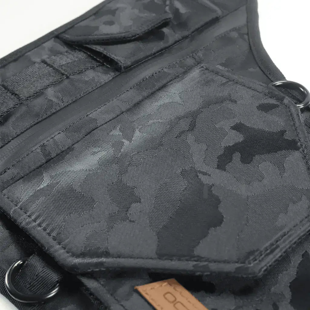 Carbonado Vector Thigh Pouch/Bag for Motorcycle Riding